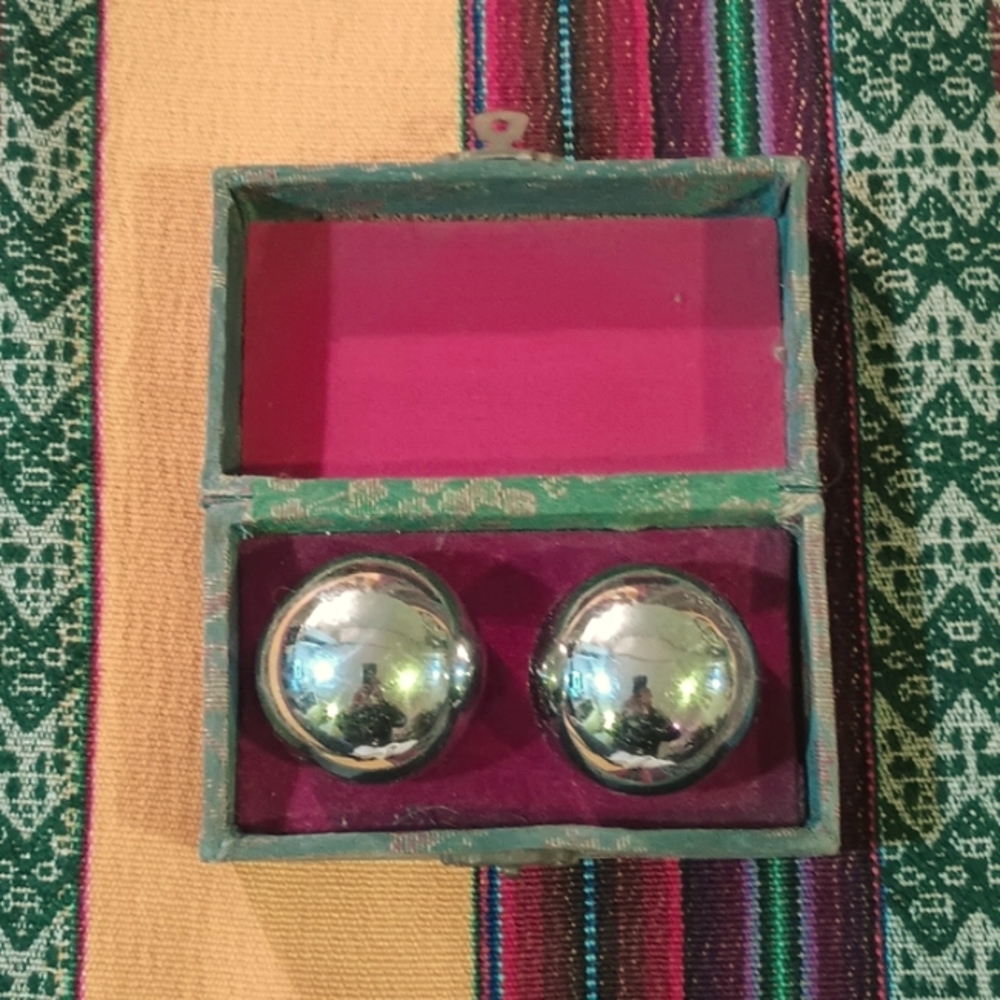 Lotus Pond Healthy Ball